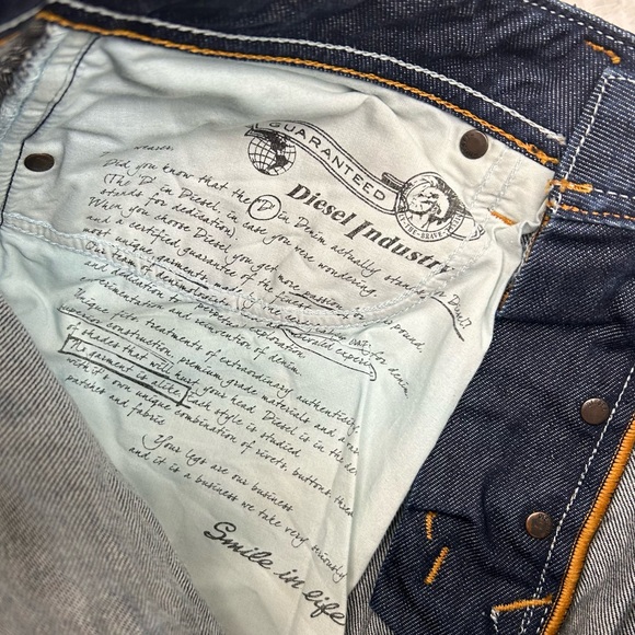 DIESEL, Men’s Jeans, Blue with feathering, BNWT, Size W30 L32 - Picture 5 of 8